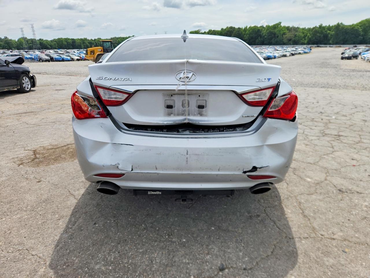 2011 HYUNDAI SONATA