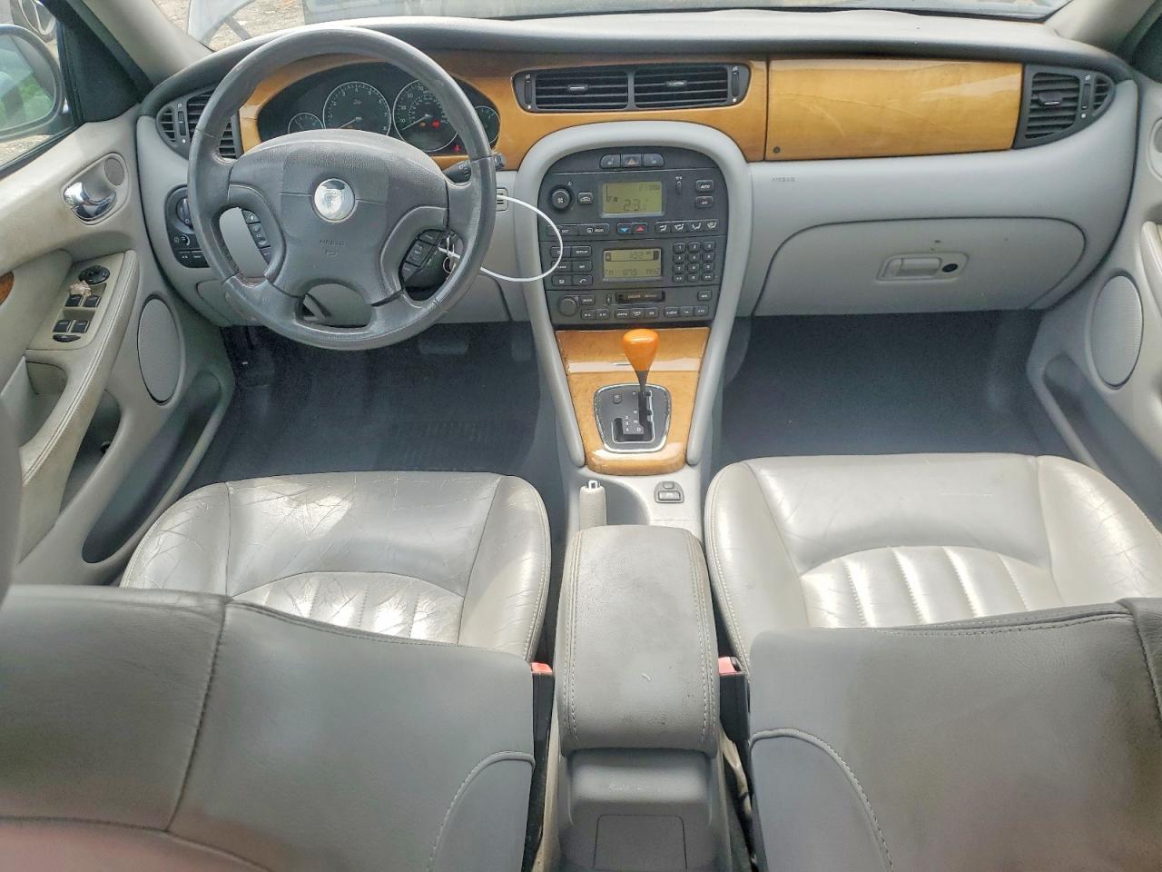 2002 JAGUAR X-Type