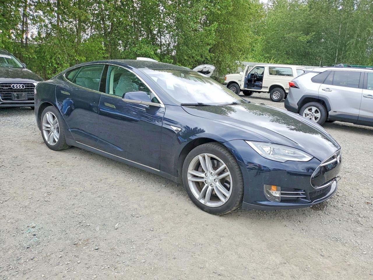 2013 TESLA MODEL S