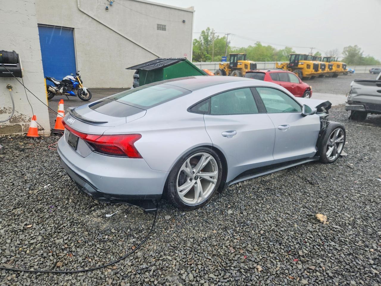 2024 AUDI e-tron GT