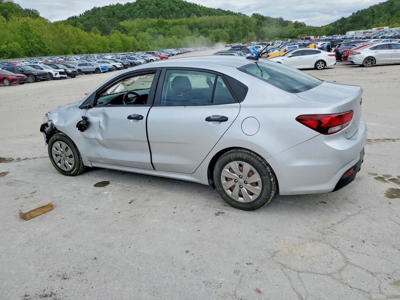 2018 KIA RIO