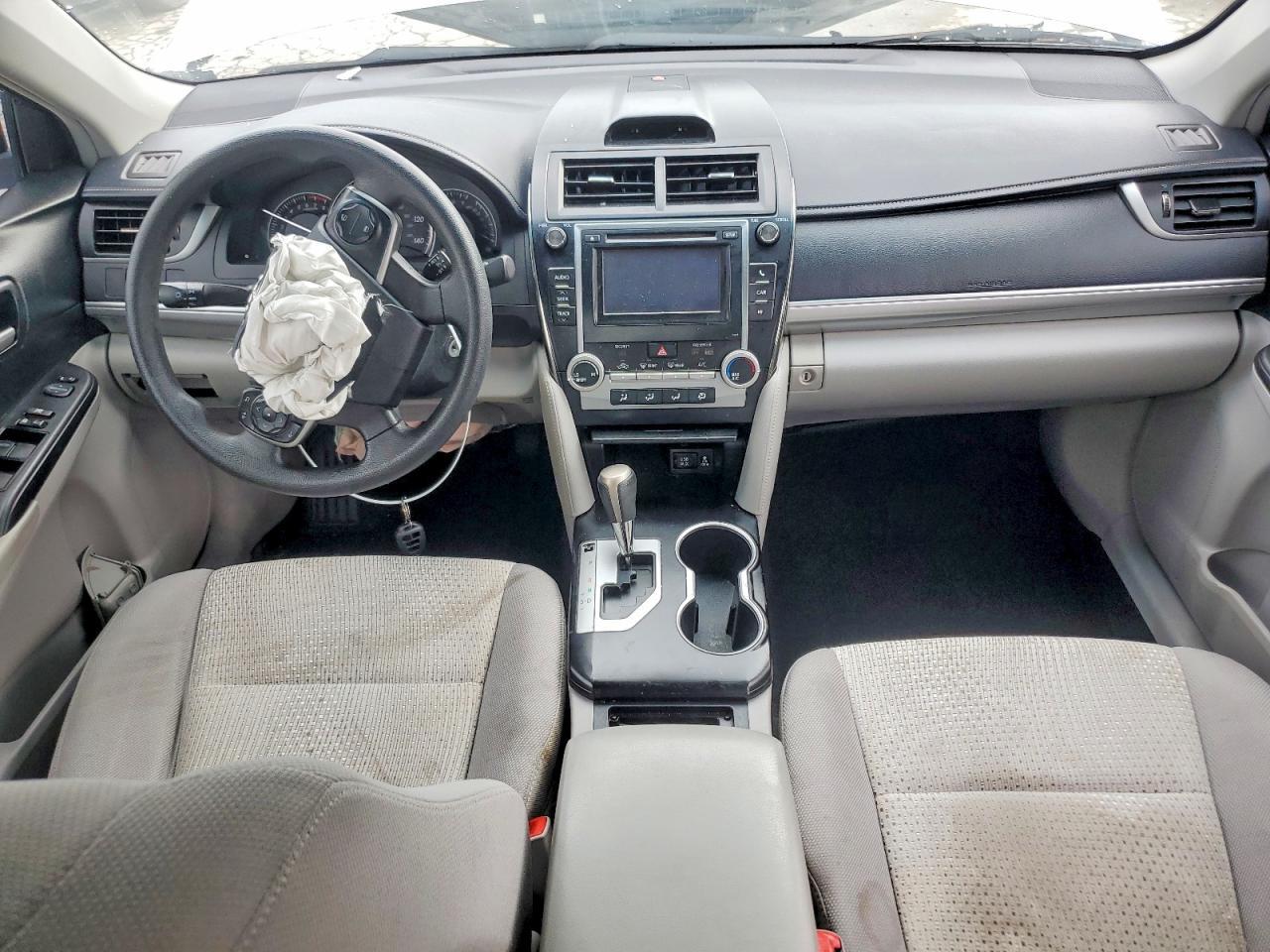 2014 TOYOTA CAMRY