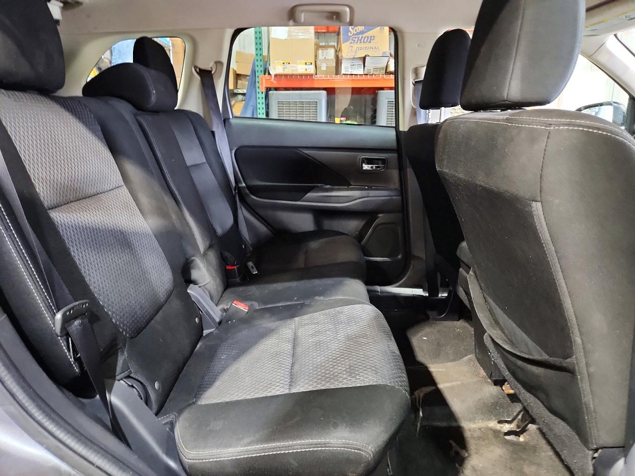2018 MITSUBISHI outlander
