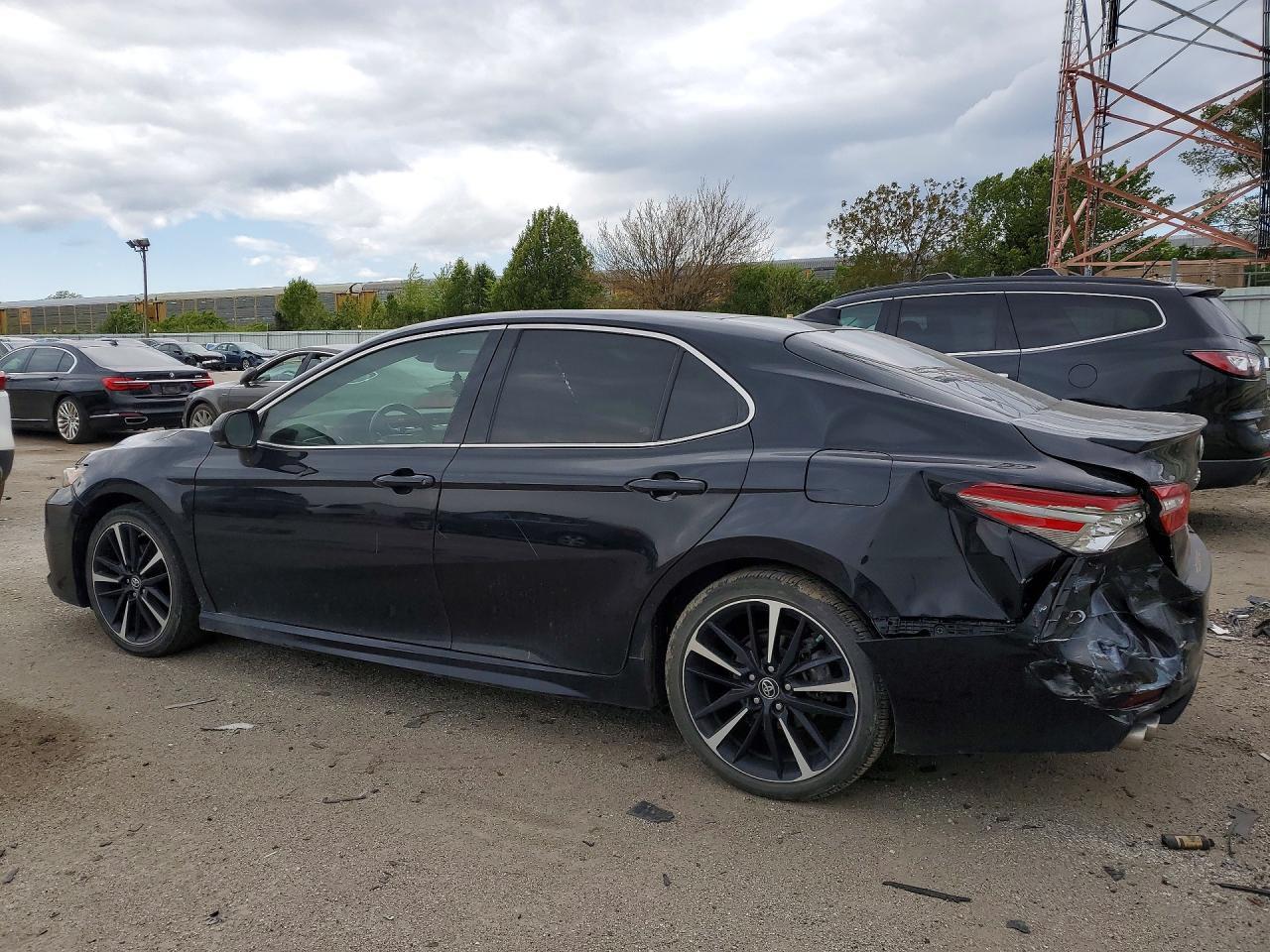 2019 TOYOTA CAMRY