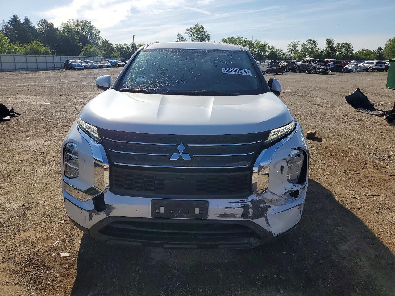 2022 MITSUBISHI outlander