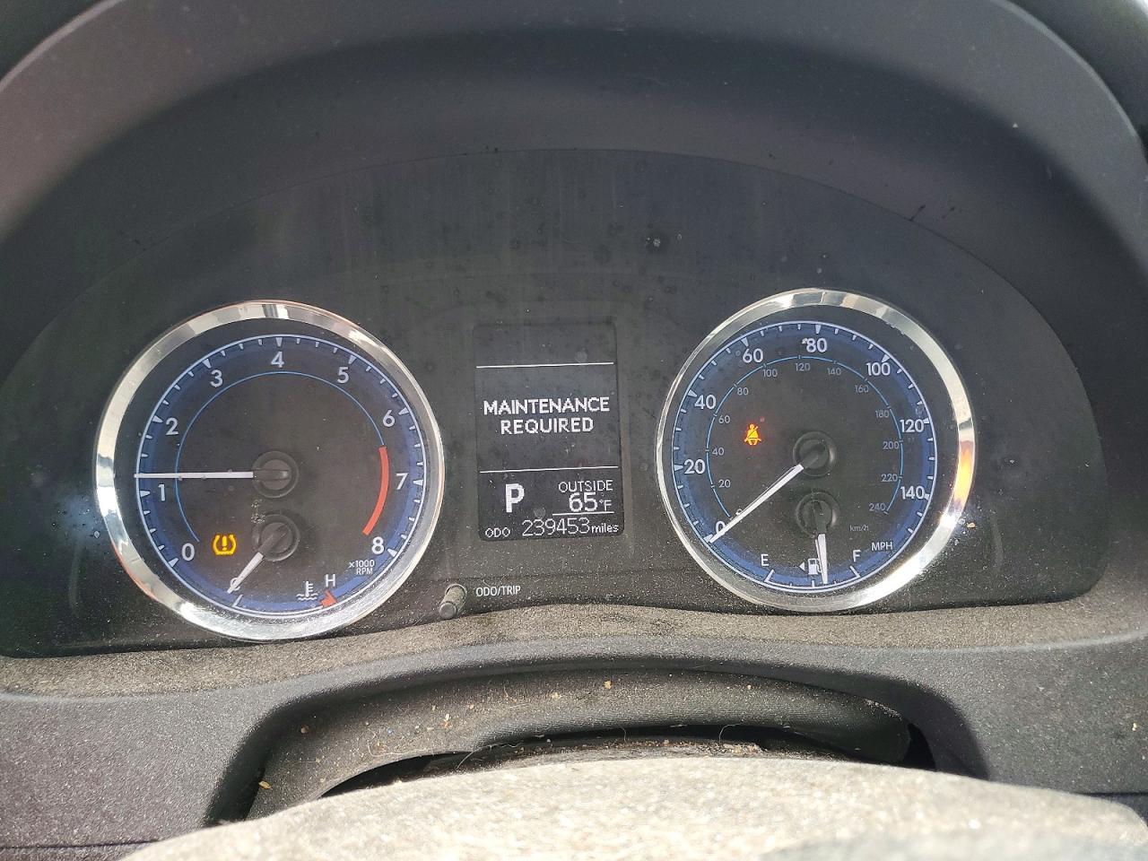 2017 TOYOTA COROLLA