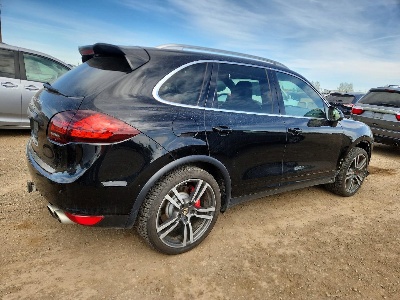 2012 PORSCHE CAYENNE
