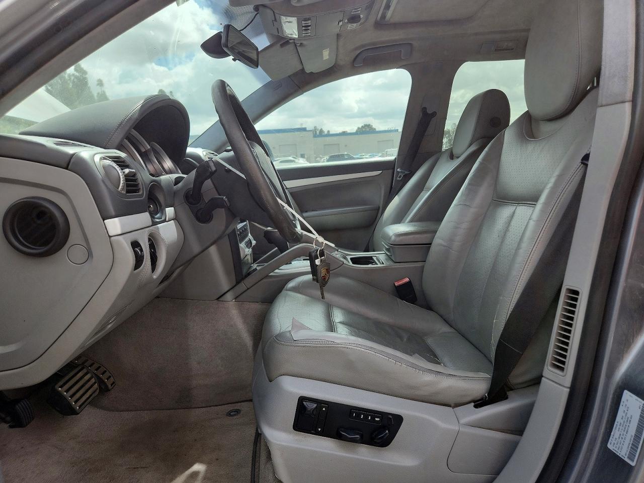 2006 PORSCHE CAYENNE