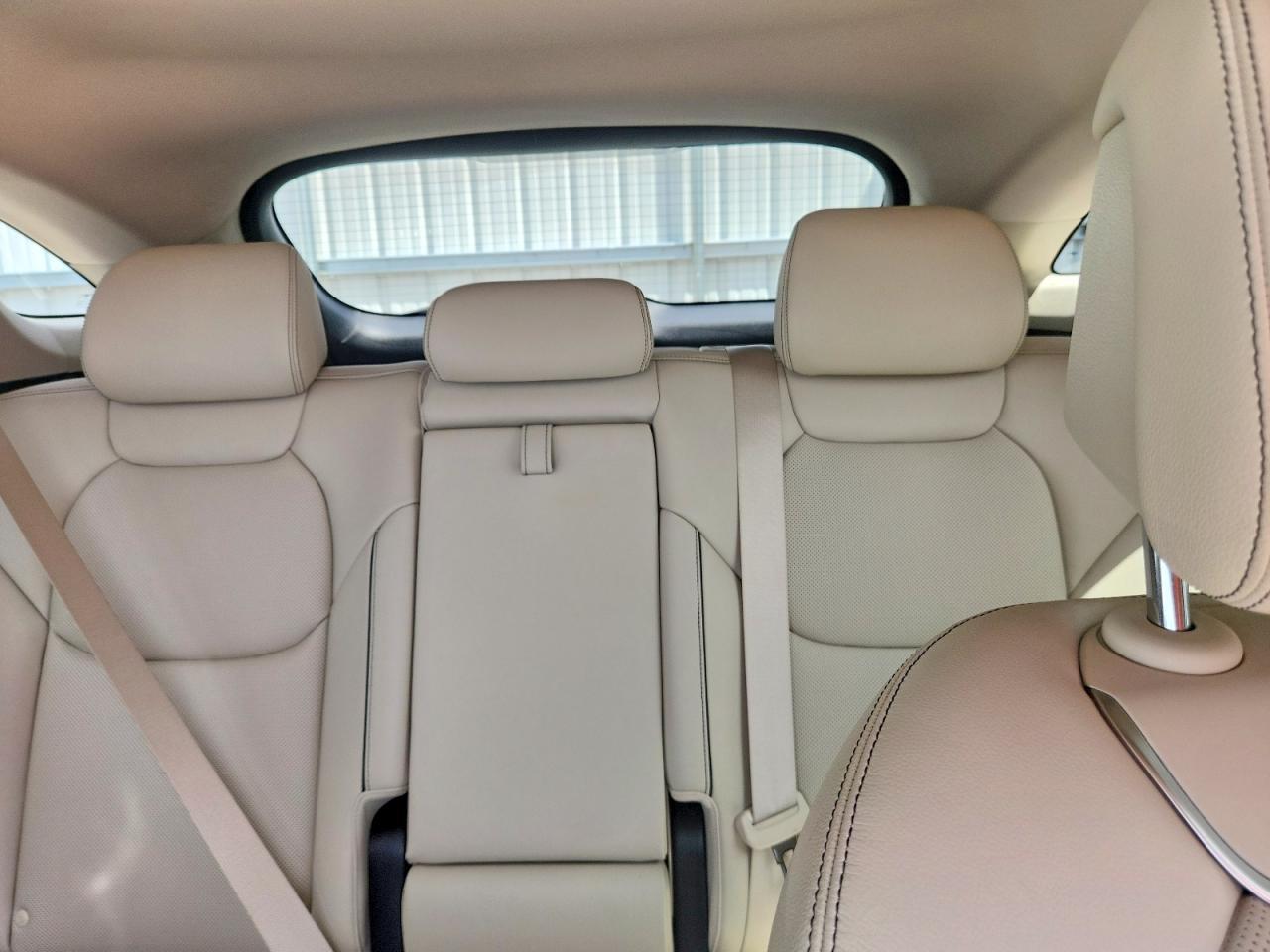2024 GENESIS GV70