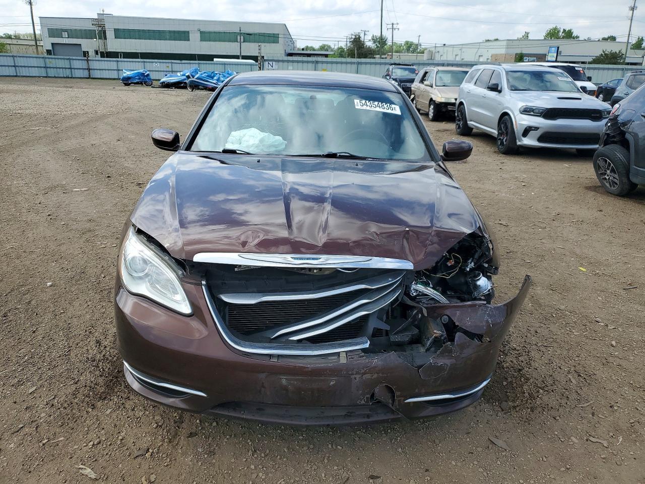 2013 CHRYSLER 200