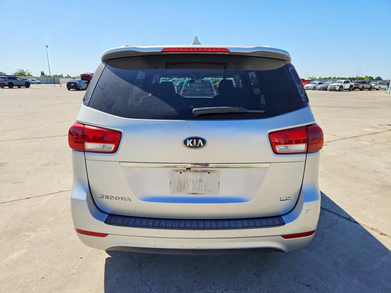 2015 KIA SEDONA