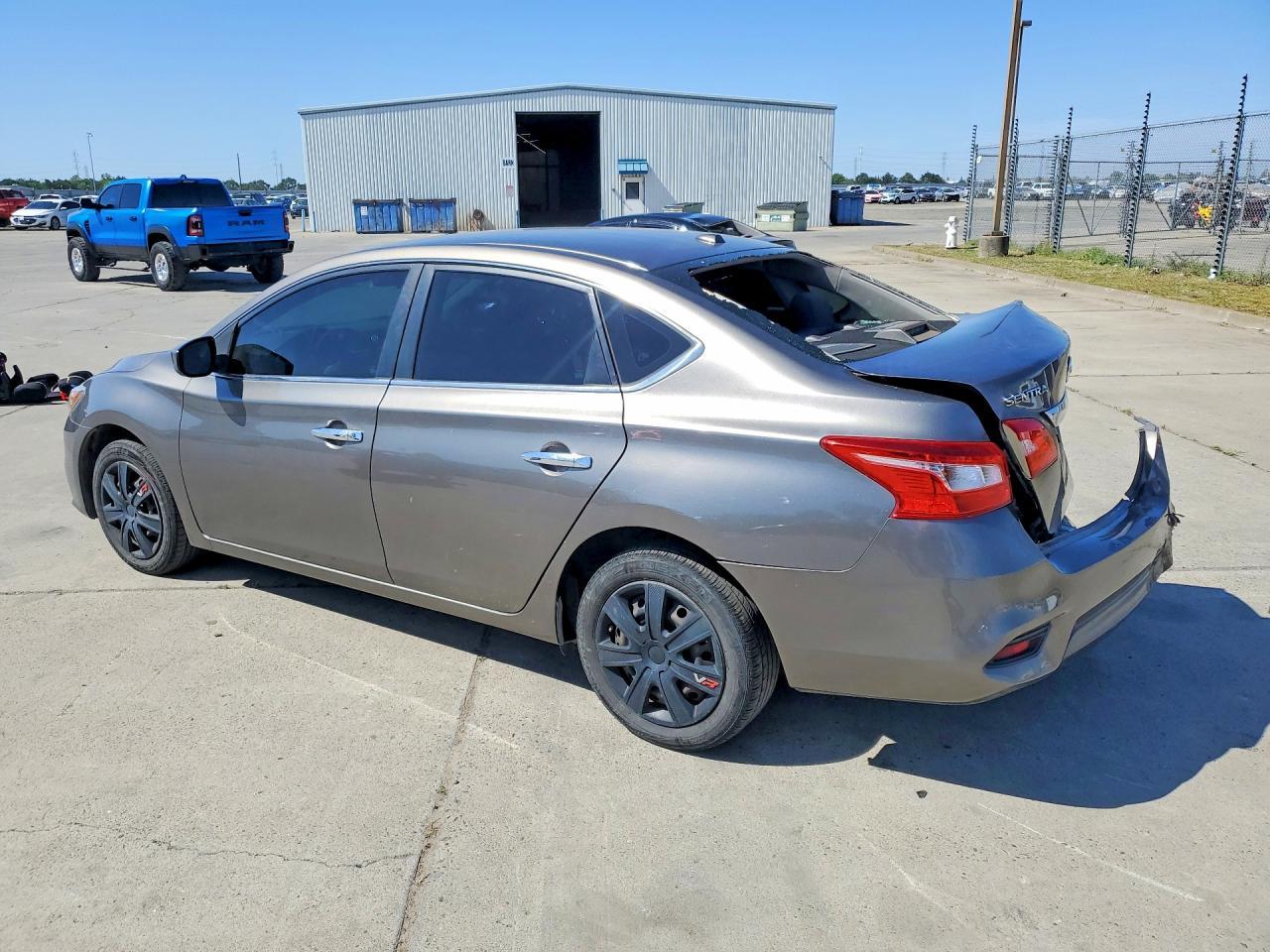 2016 NISSAN SENTRA