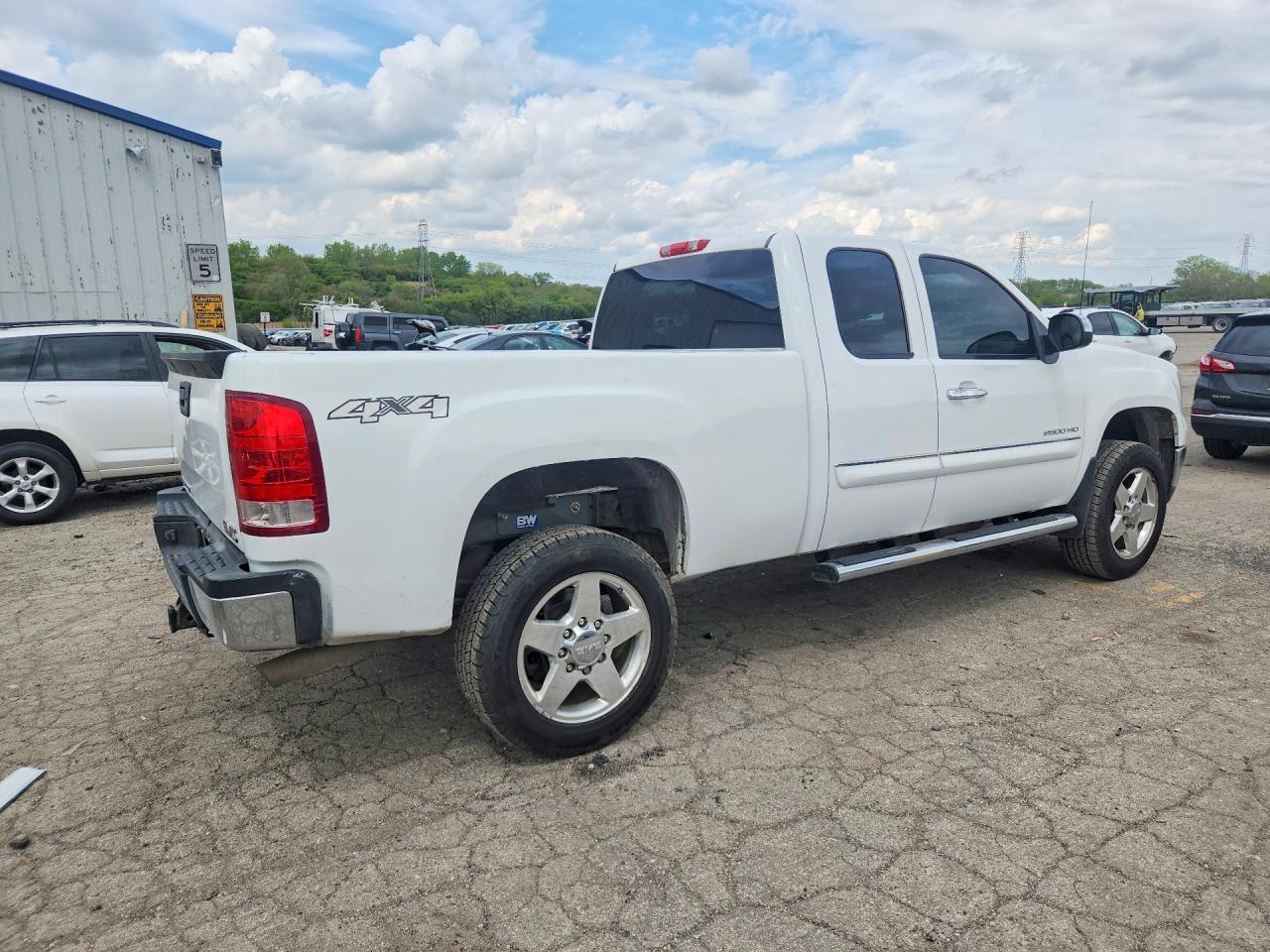 2013 GMC Sierra