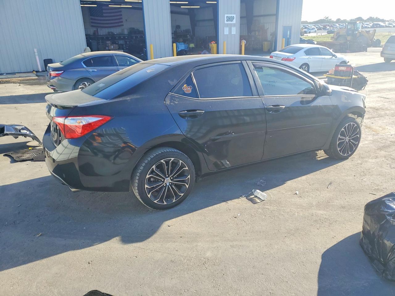 2016 TOYOTA COROLLA