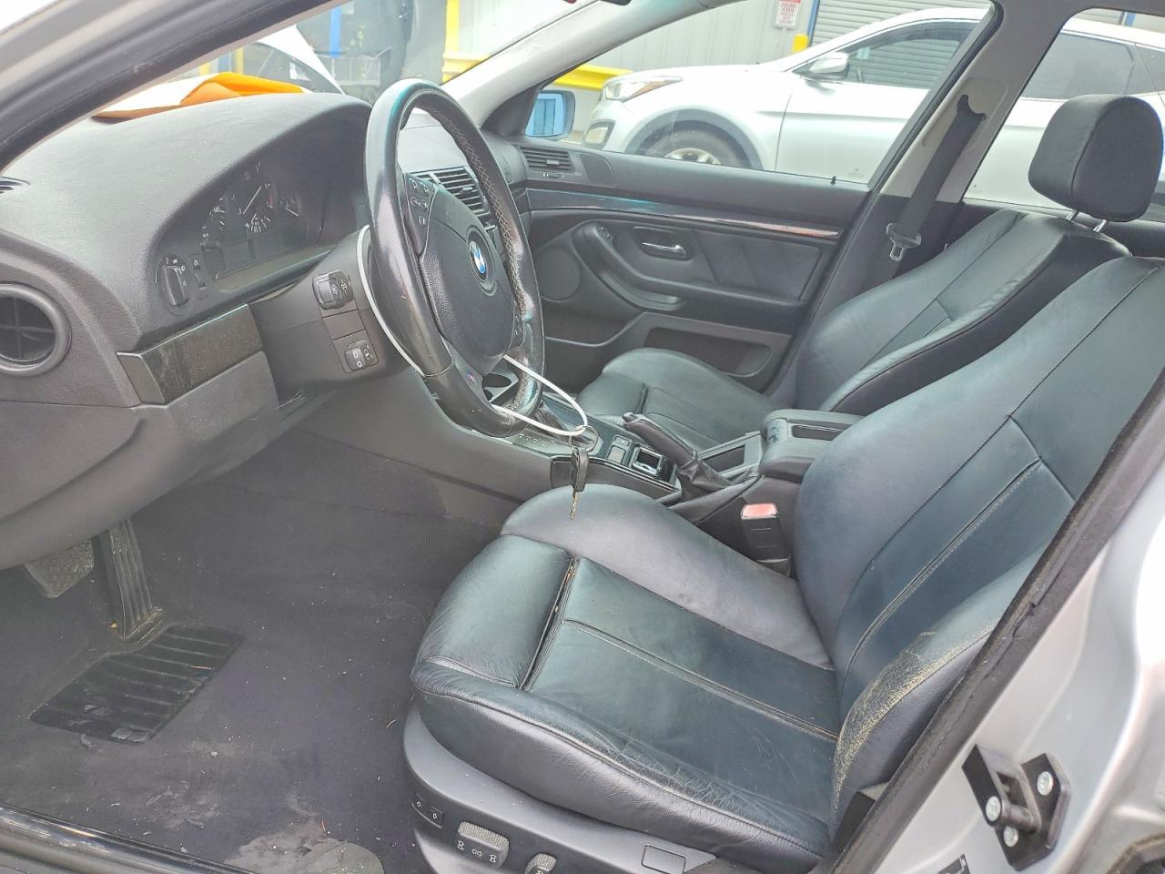 2000 BMW 5 series