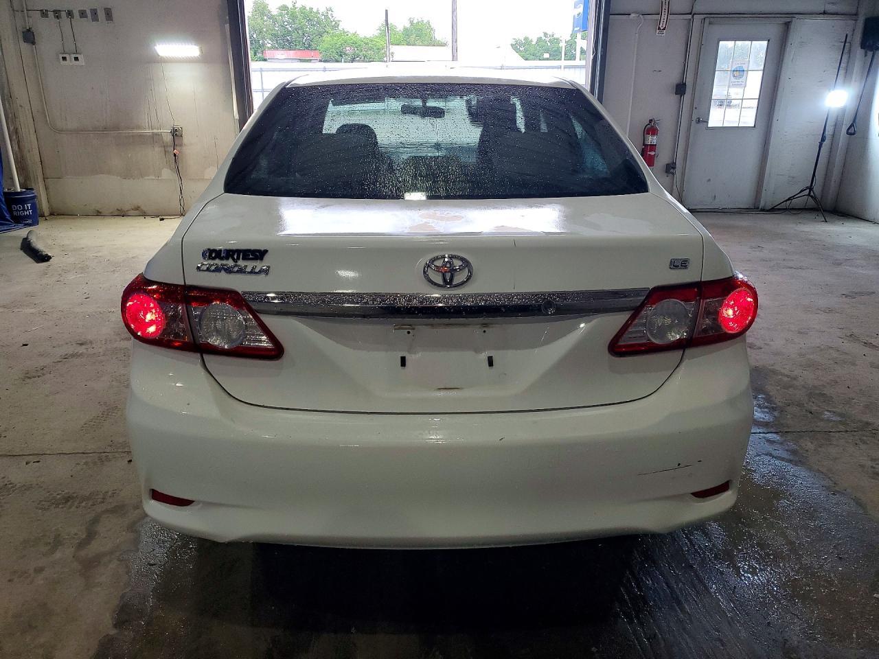 2011 TOYOTA COROLLA