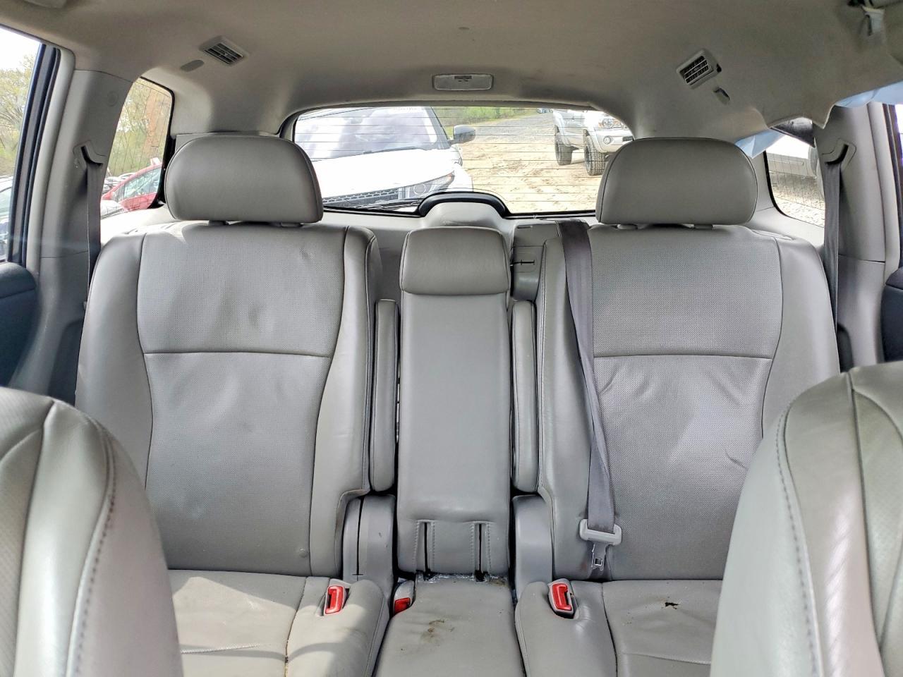 2013 TOYOTA HIGHLANDER