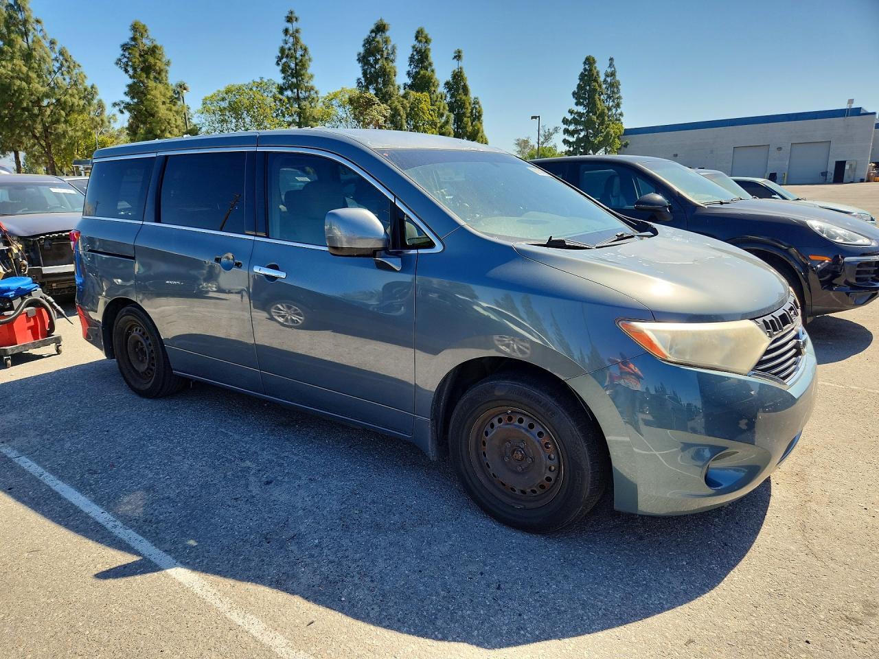 2012 NISSAN Quest