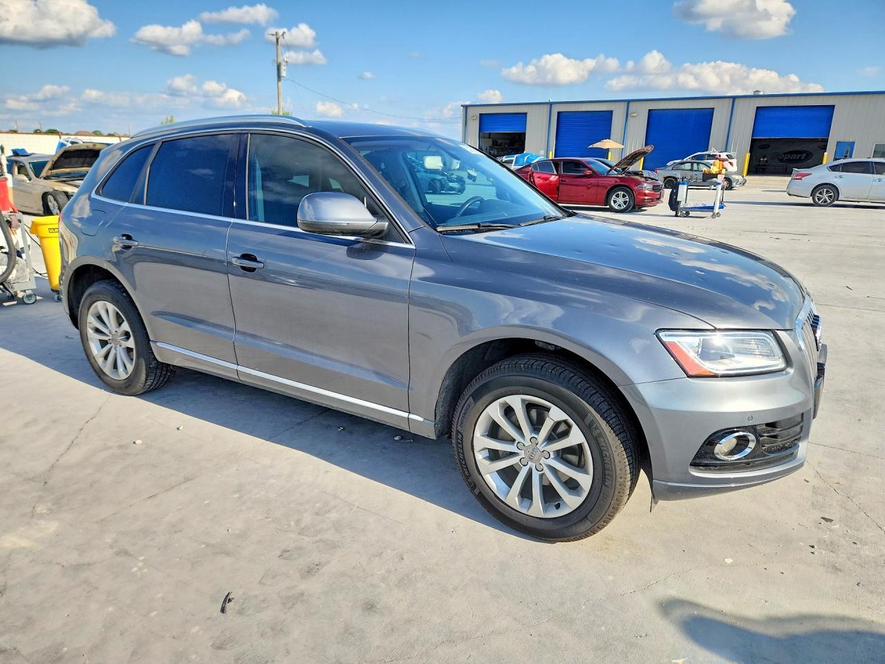 2014 AUDI Q5