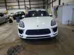 2016 PORSCHE Macan