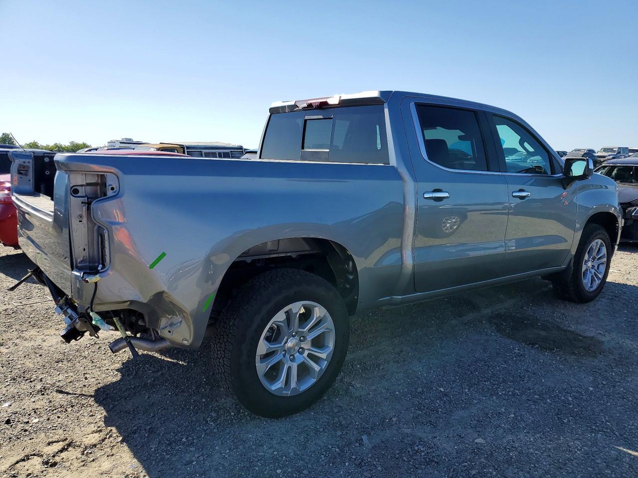 2025 CHEVROLET Silverado