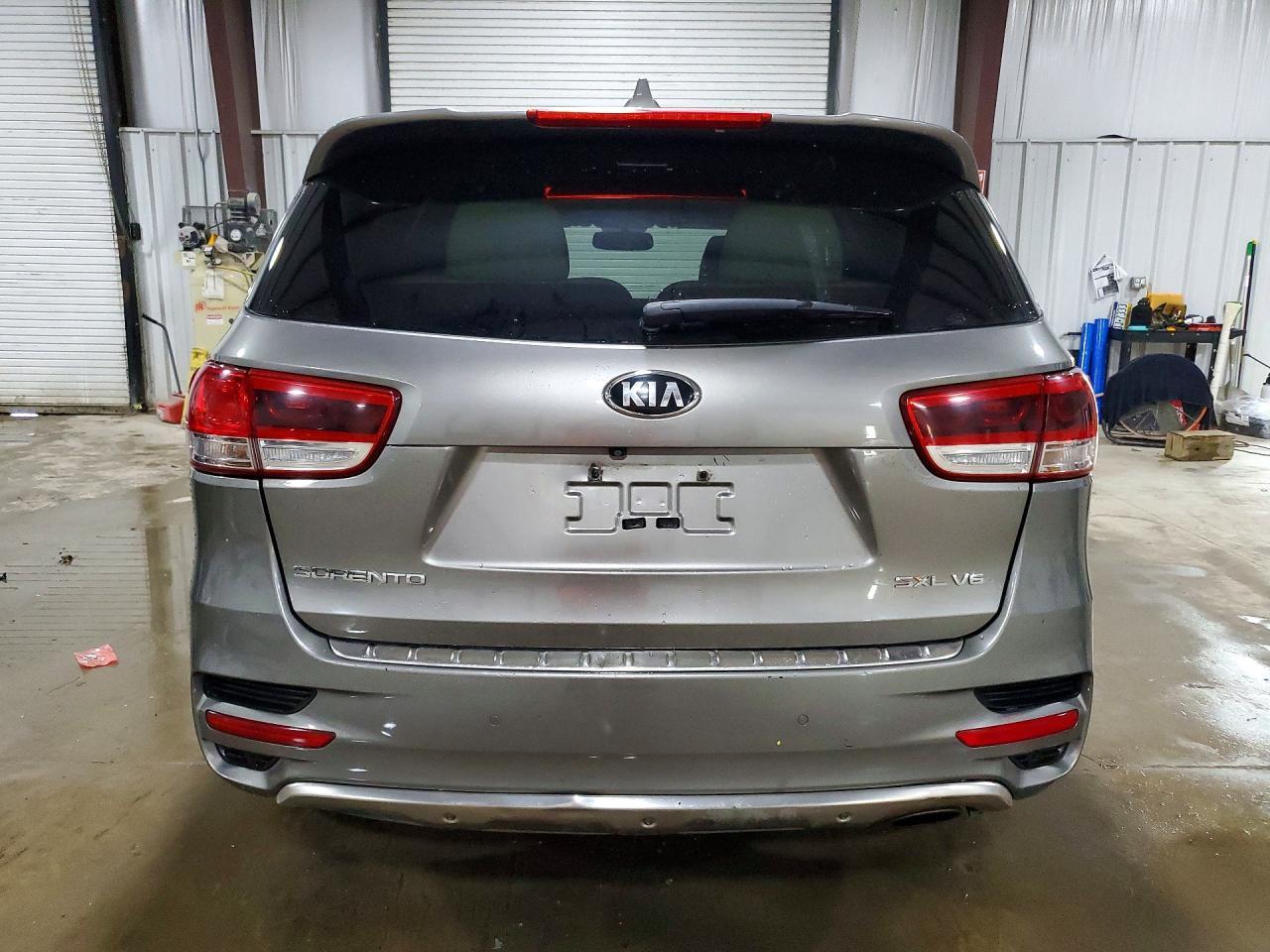 2016 KIA SORENTO