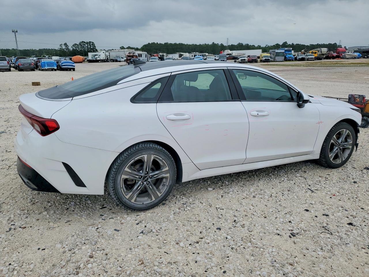 2024 KIA K5