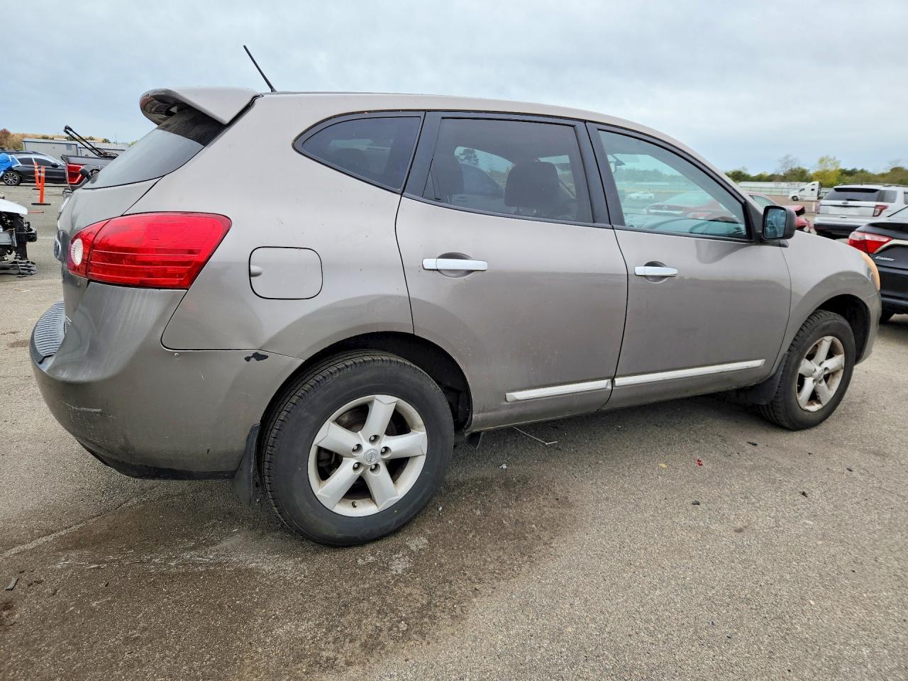 2012 NISSAN ROGUE
