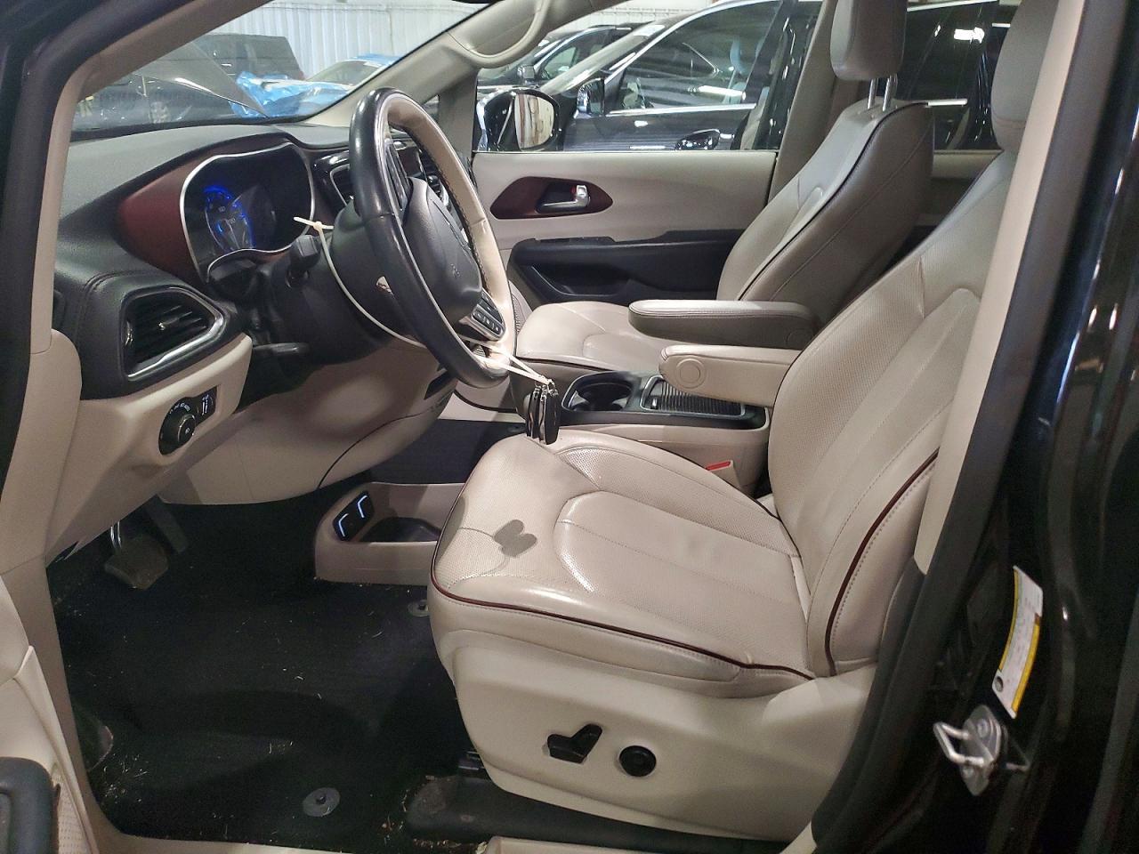 2020 CHRYSLER Pacifica