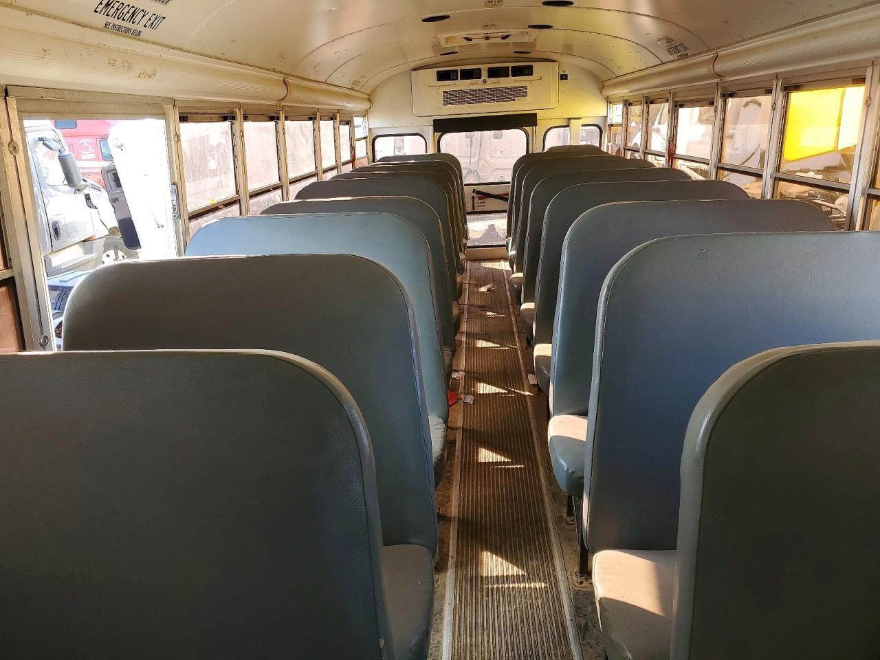2015 Blubird School Bus / Transit Bus