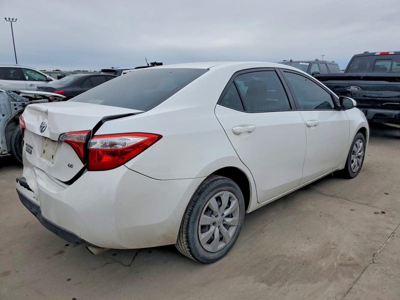 2015 TOYOTA COROLLA