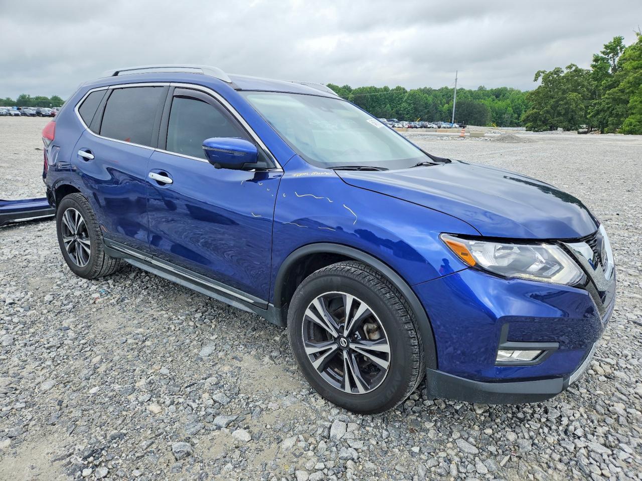 2018 NISSAN ROGUE
