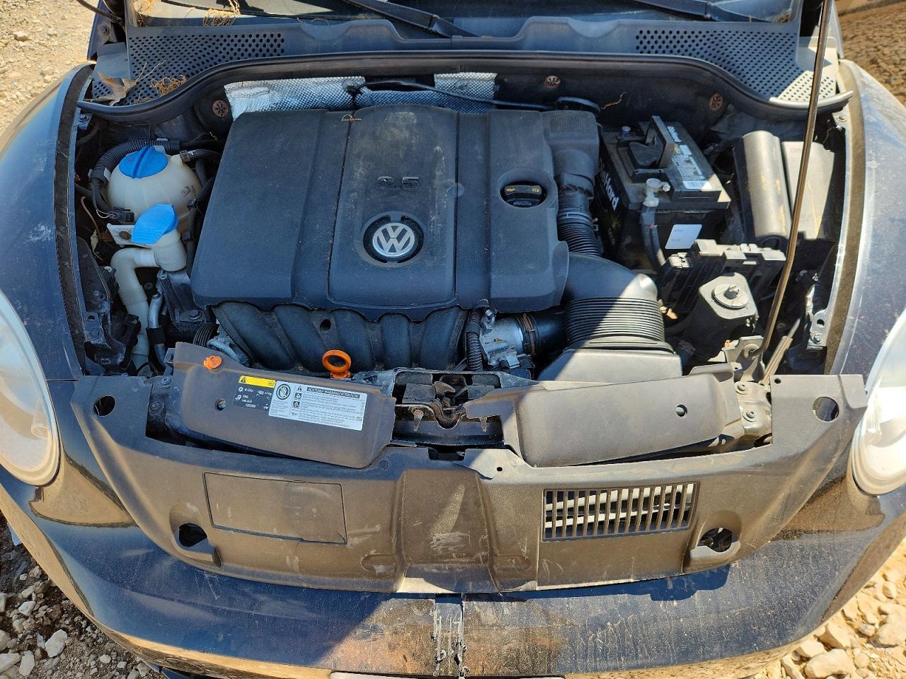 2012 VOLKSWAGEN Beetle