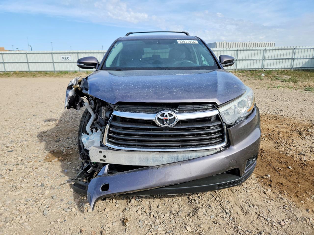 2016 TOYOTA HIGHLANDER