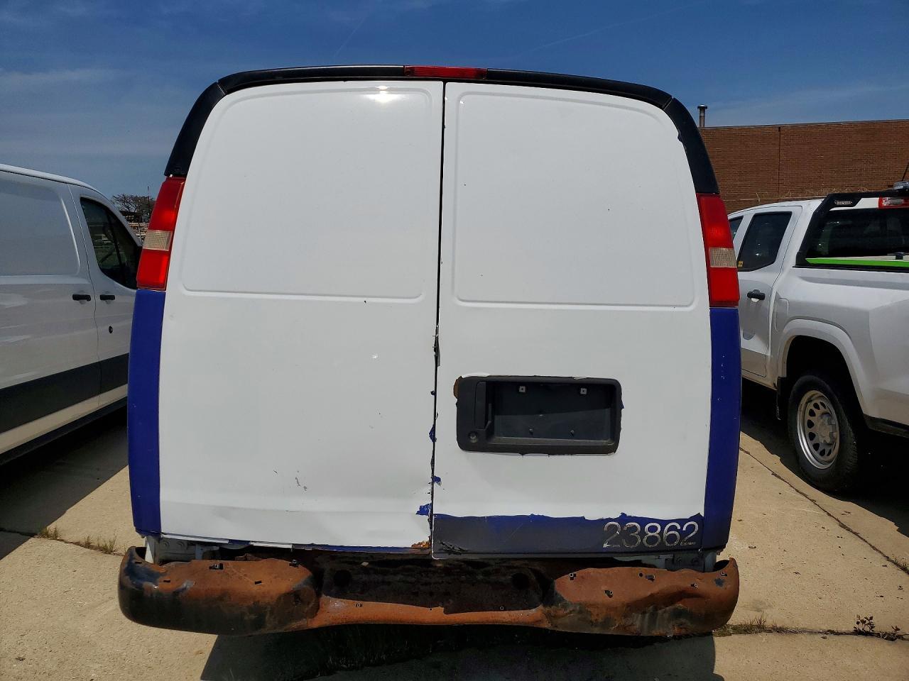 2012 CHEVROLET Express 1500