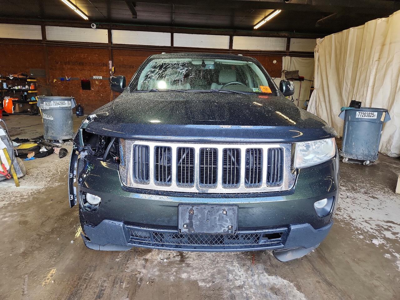 2011 JEEP Grand Cherokee