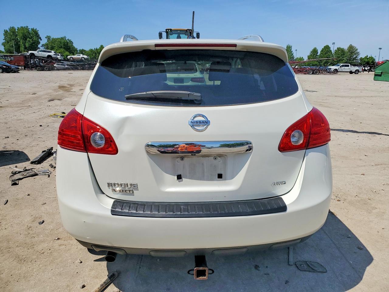 2015 NISSAN ROGUE