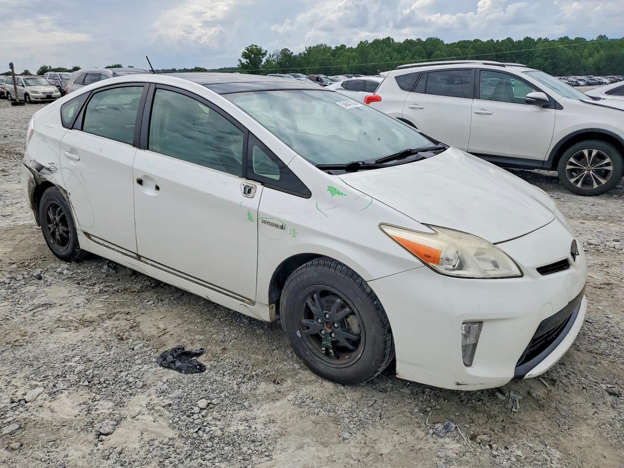 2013 TOYOTA PRIUS