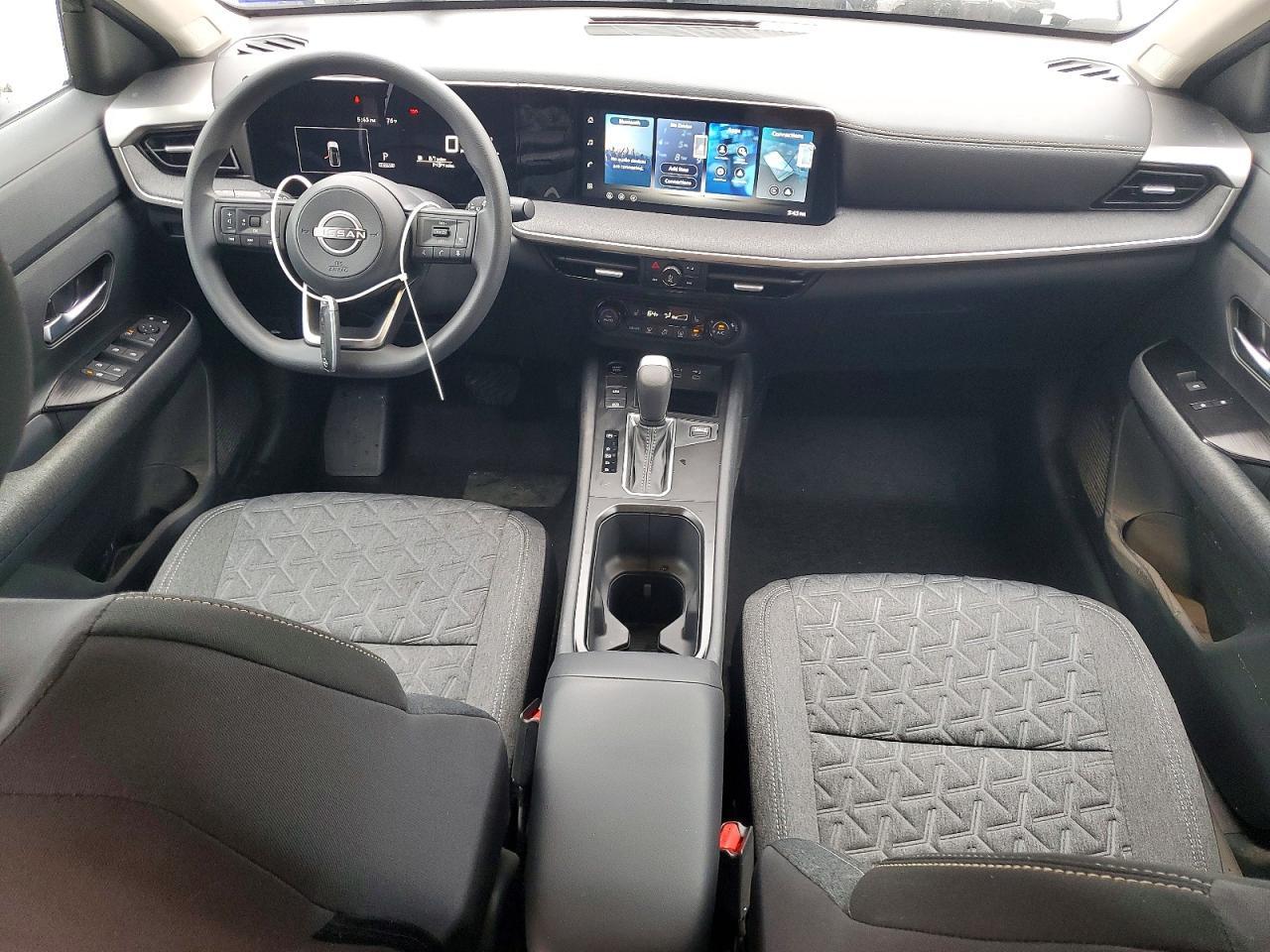 2026 NISSAN KICKS