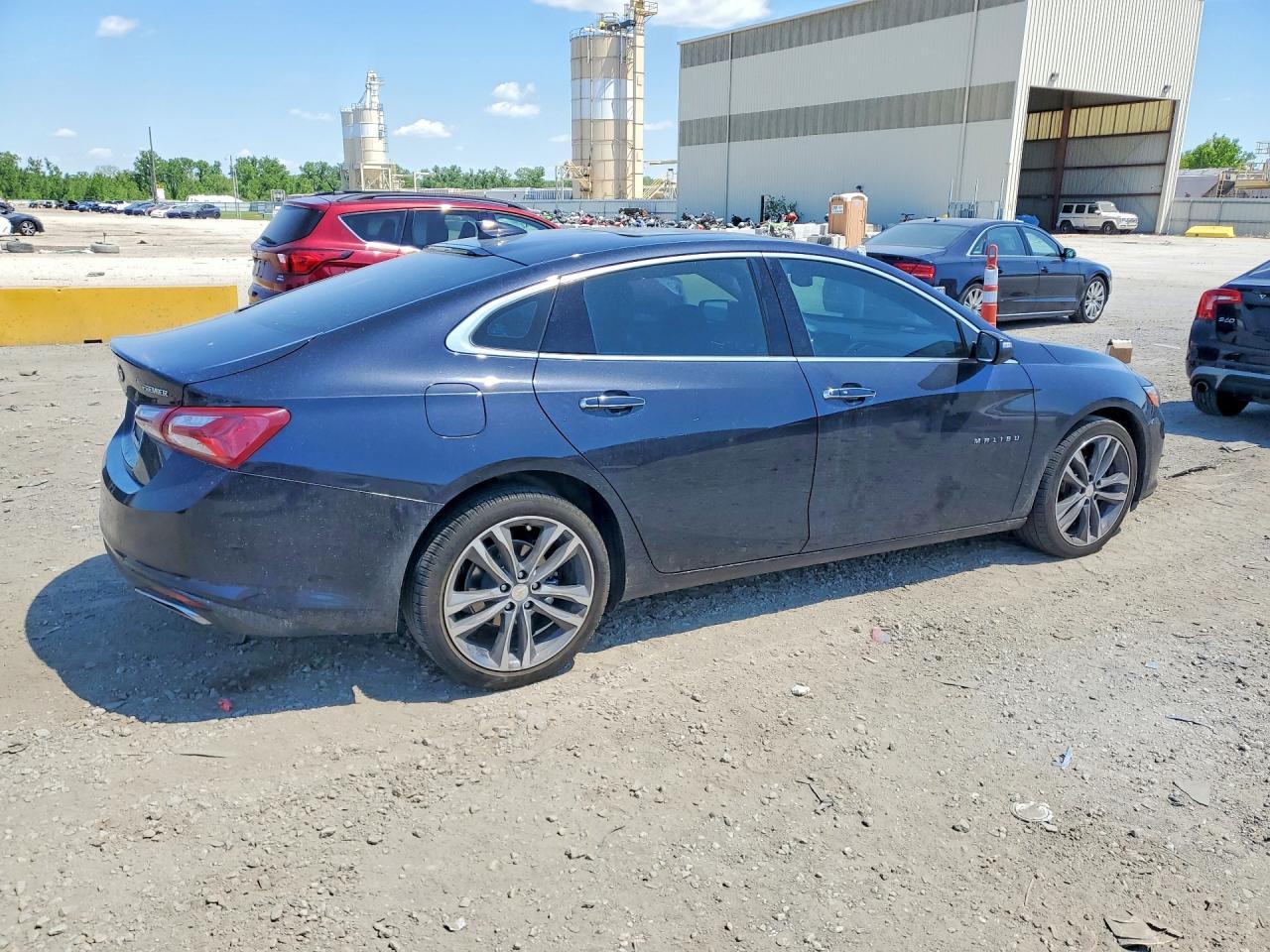 2022 CHEVROLET MALIBU