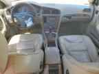 2005 VOLVO V70