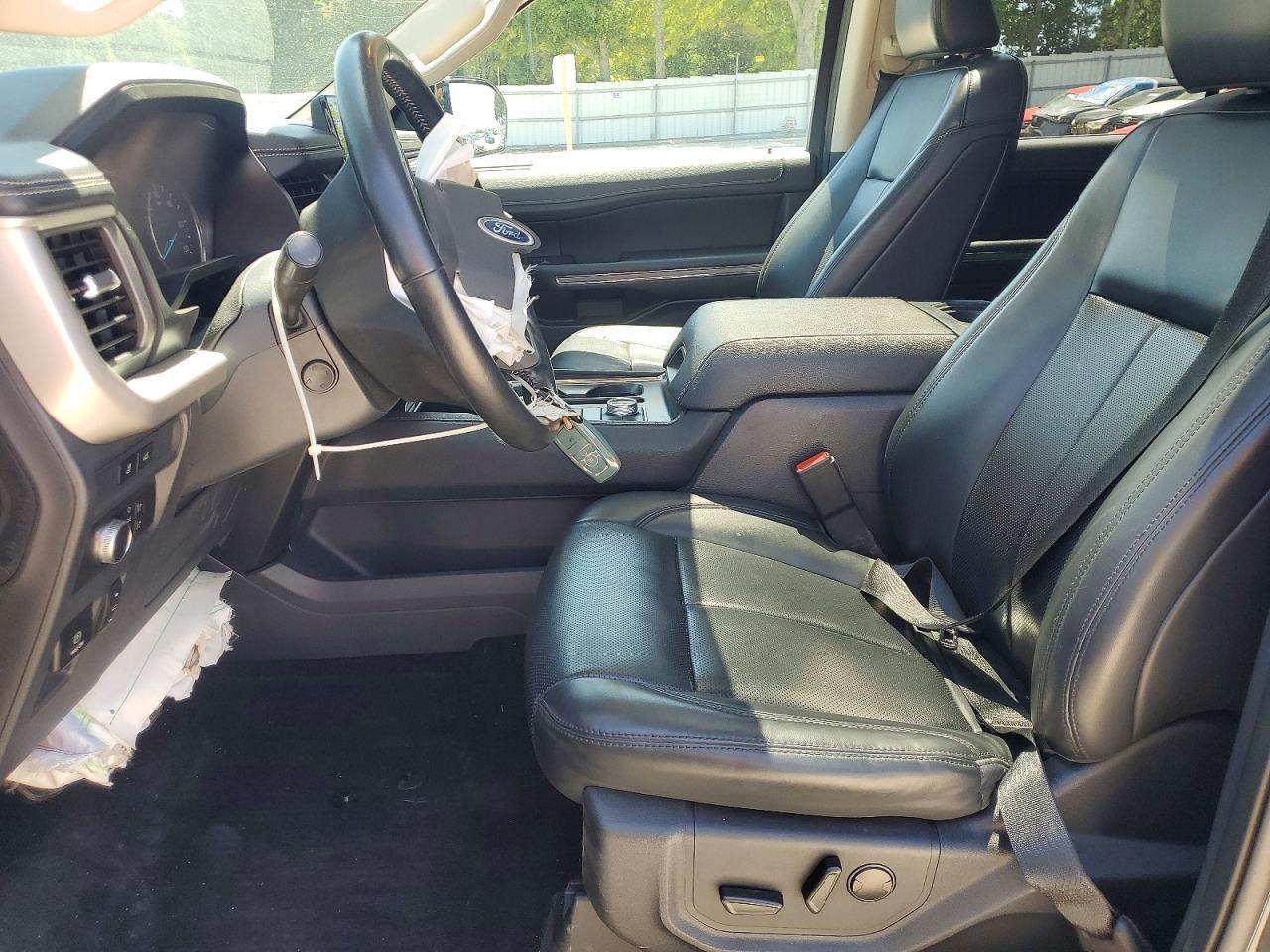 2022 FORD Expedition
