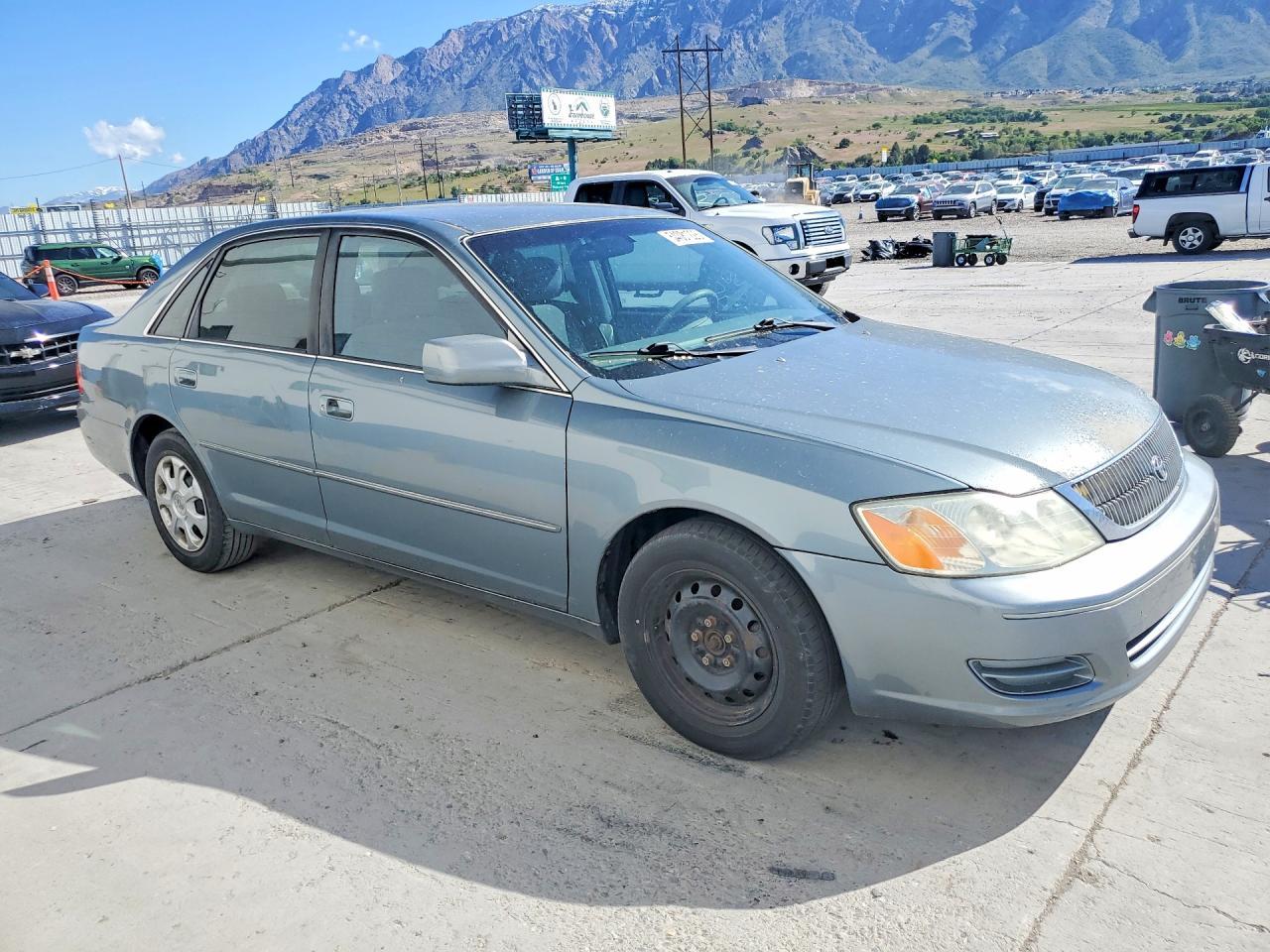 2002 TOYOTA Avalon