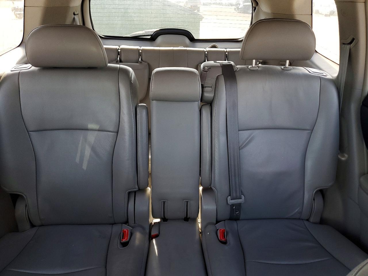 2010 TOYOTA HIGHLANDER