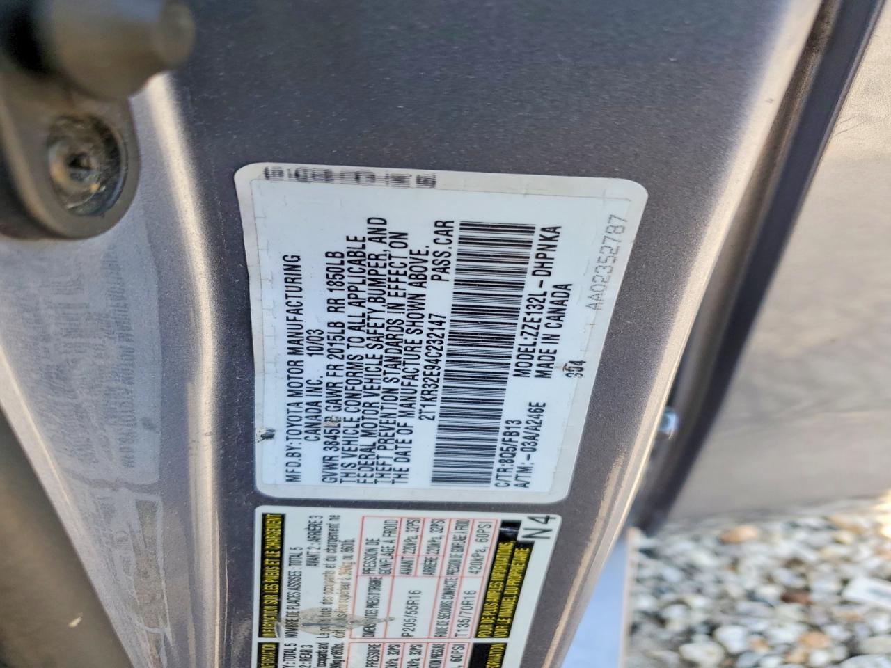 2004 TOYOTA COROLLA