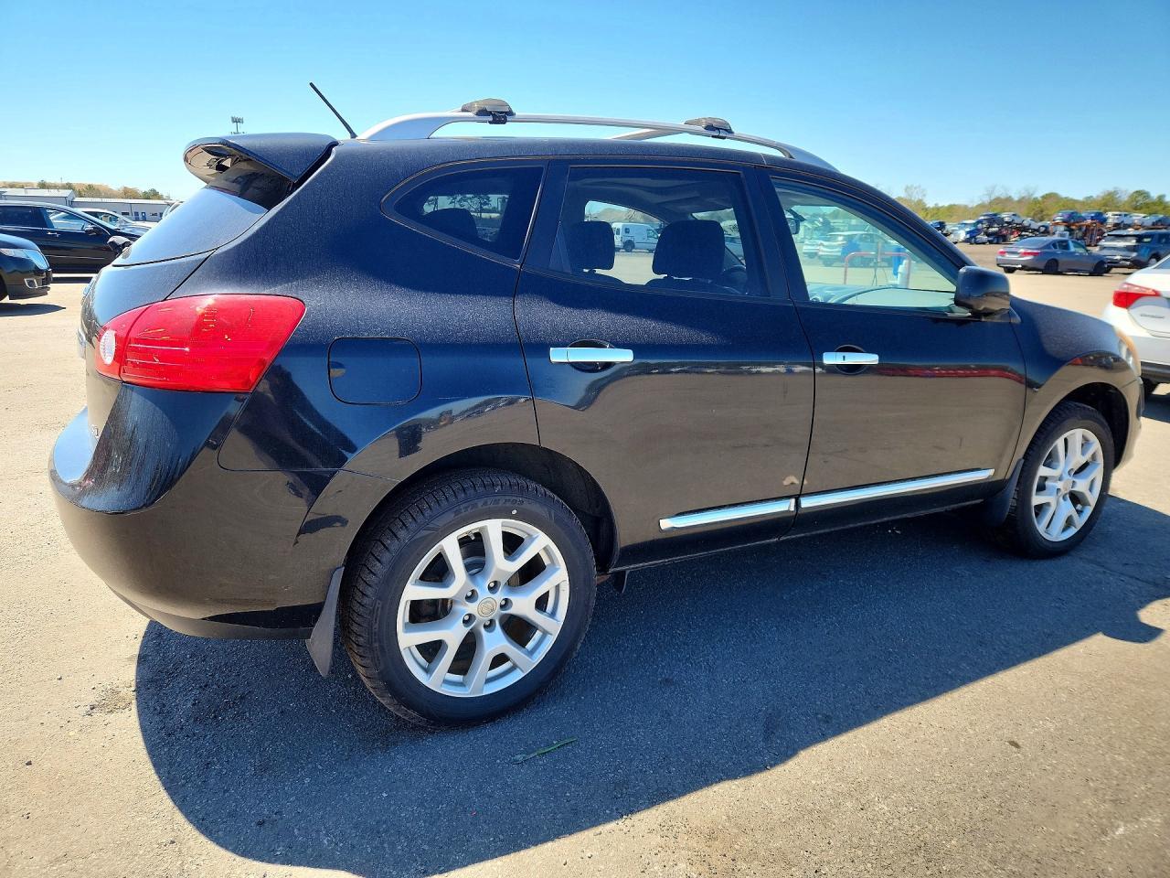 2012 NISSAN ROGUE