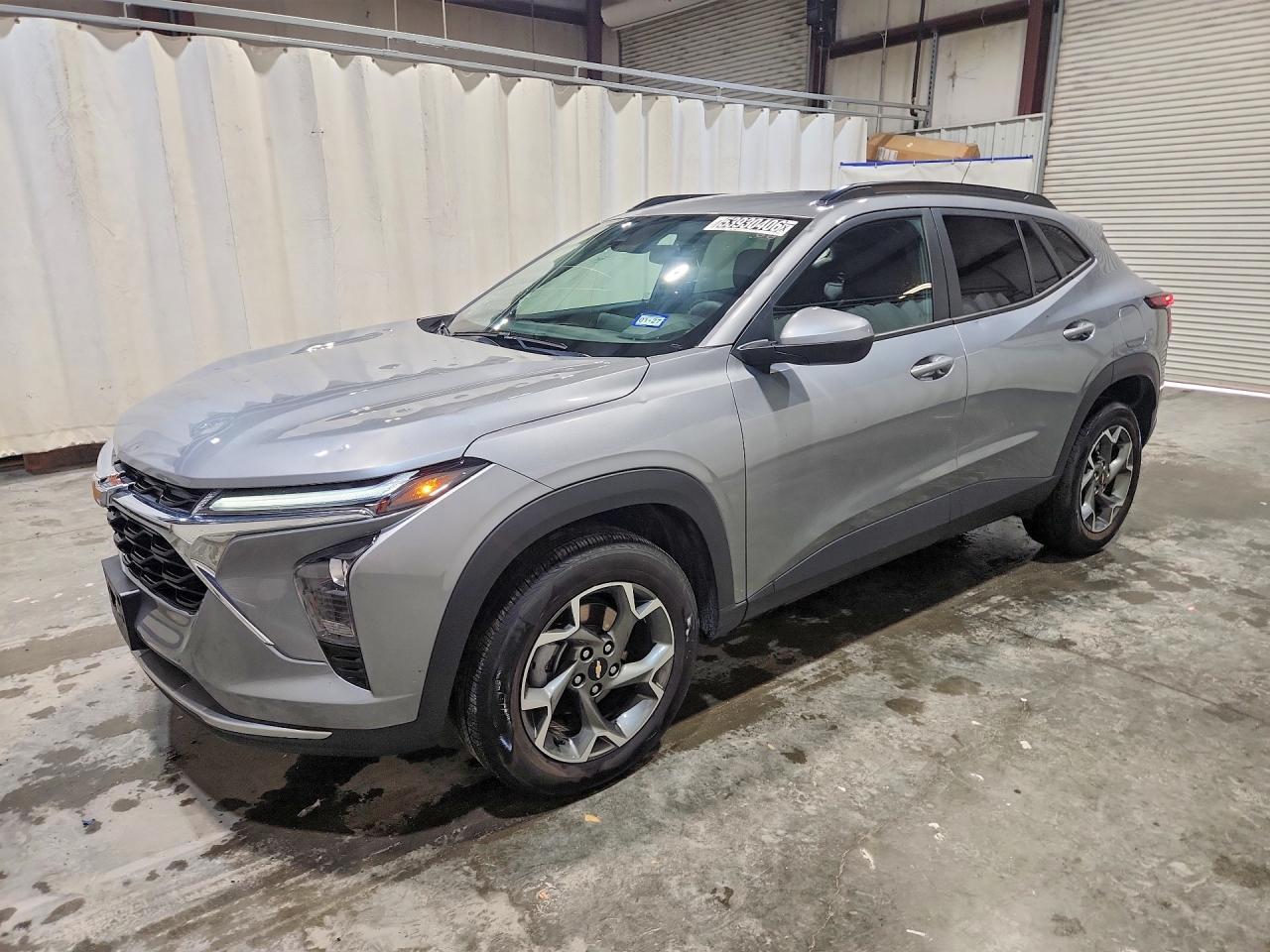 2025 CHEVROLET TRAX