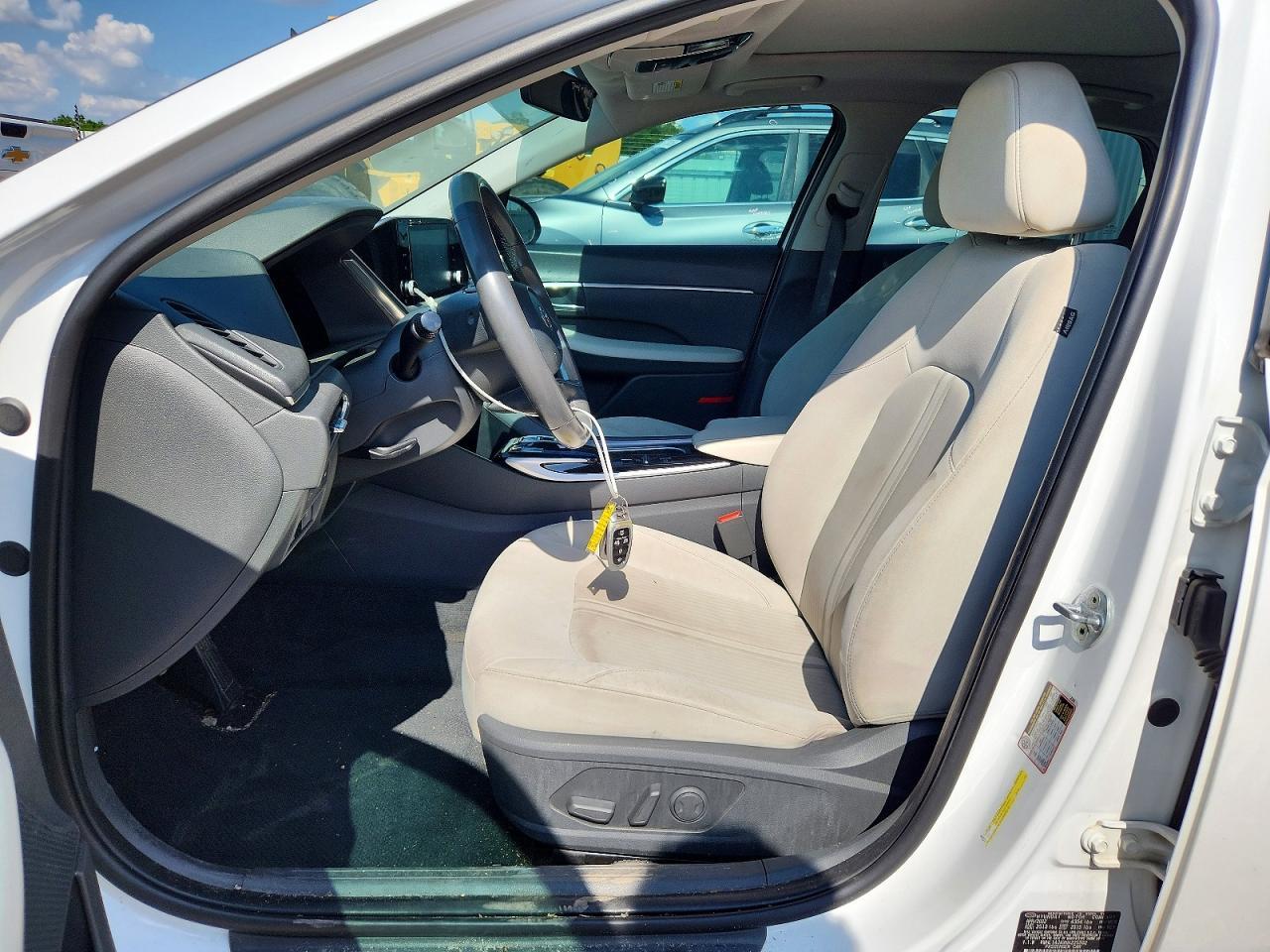 2022 HYUNDAI SONATA