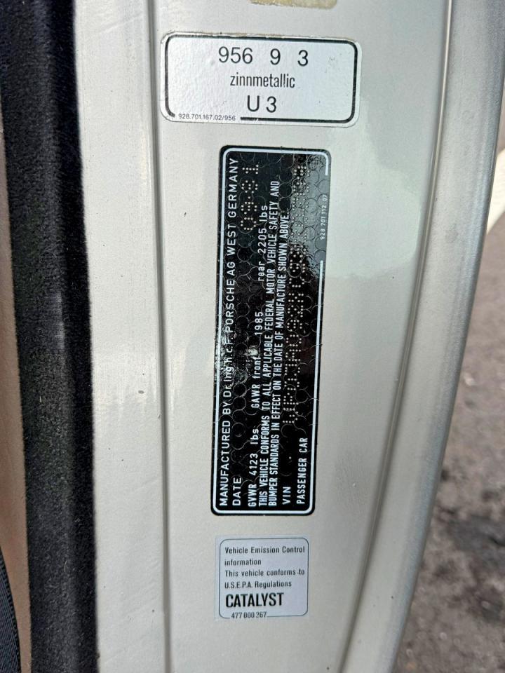 1982 PORSCHE 928