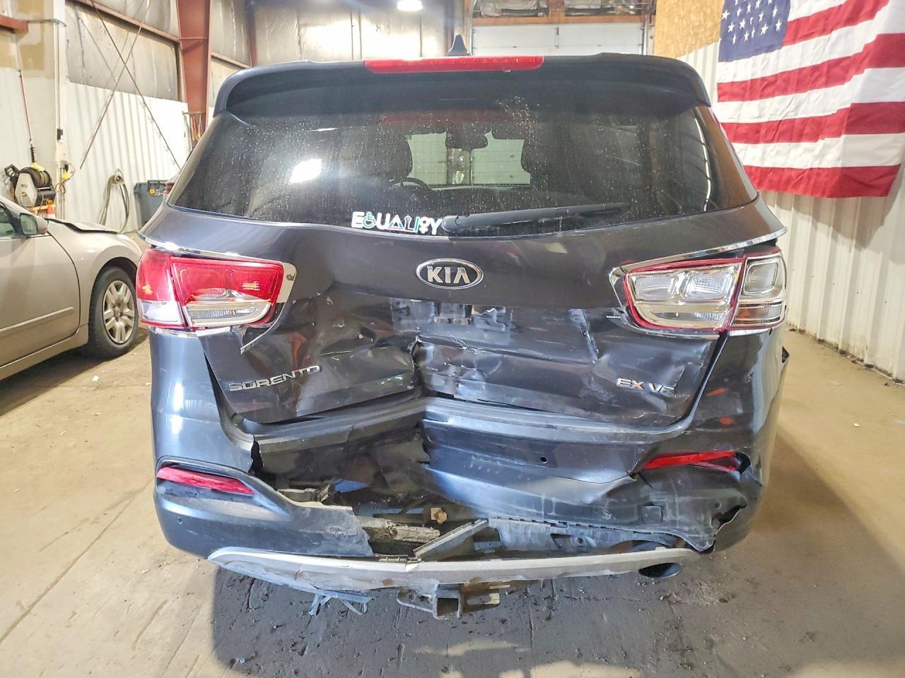 2016 KIA SORENTO